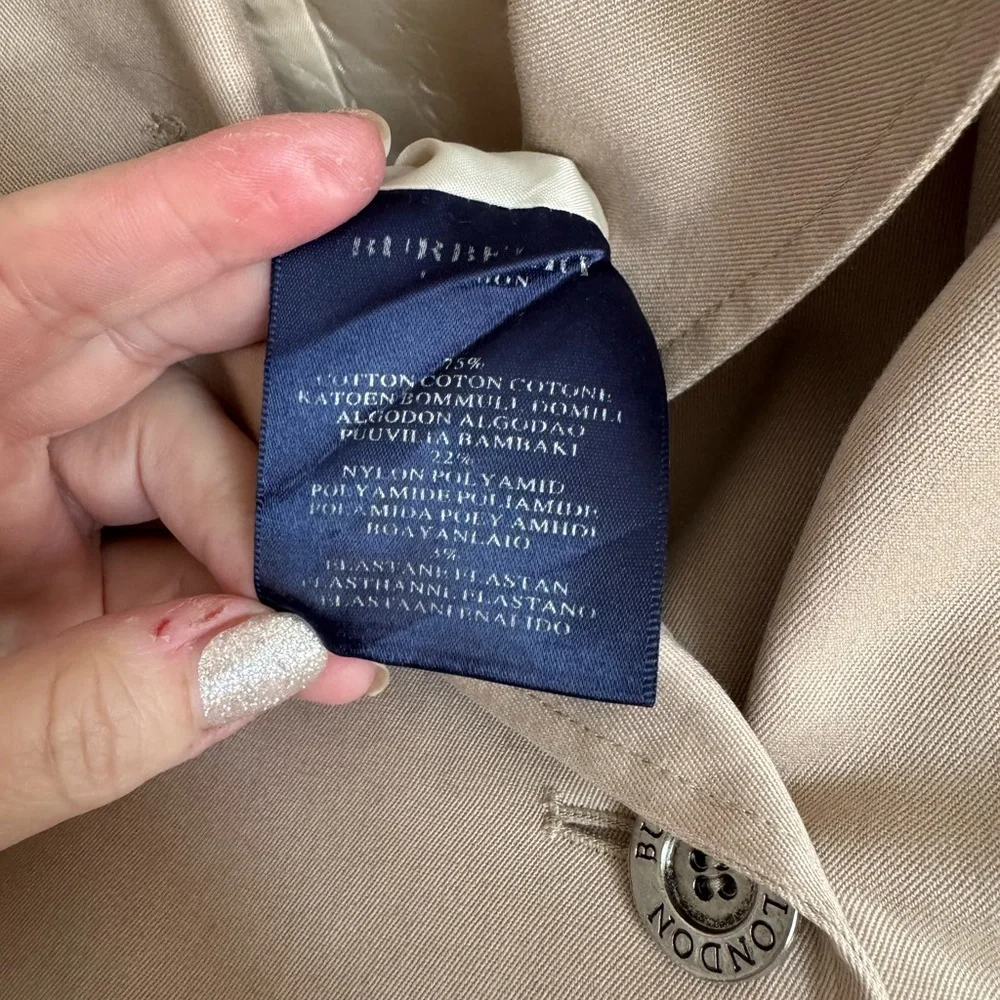 Burberry Beige Trench Coat - Picture 4 of 16
